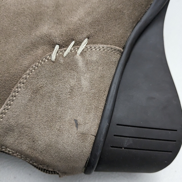Women's suede Aeropostale boots, size 9. Tan. Two inch wedge heel. - Picture 13 of 13